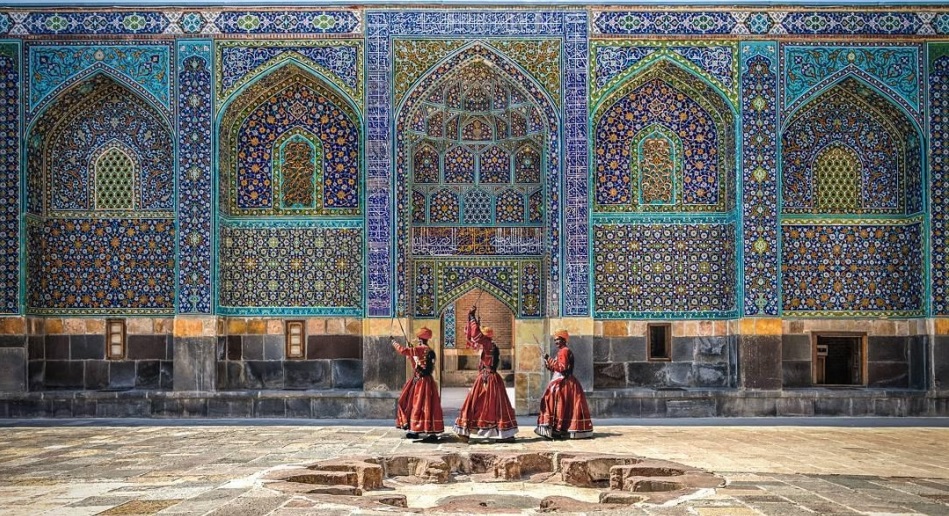 12c26241-01c6-4438-84b4-a8381312a6f7